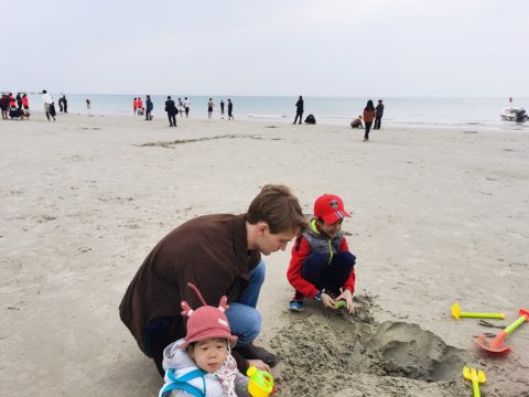 William on Silver Beach, Beihai